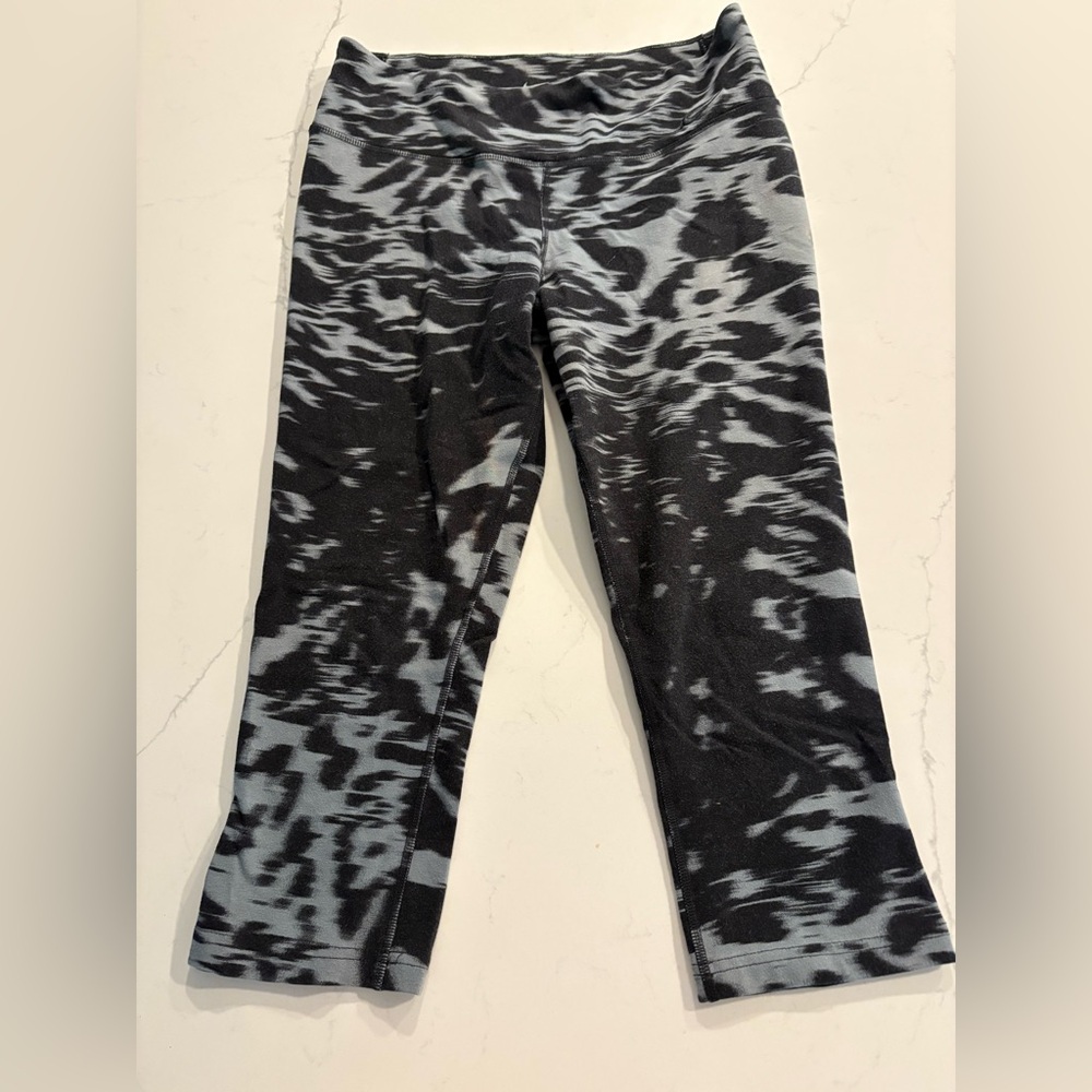 Nike Dri-Fit Black Gray Animal Print Crop Capri Compression Leggings Womens M
